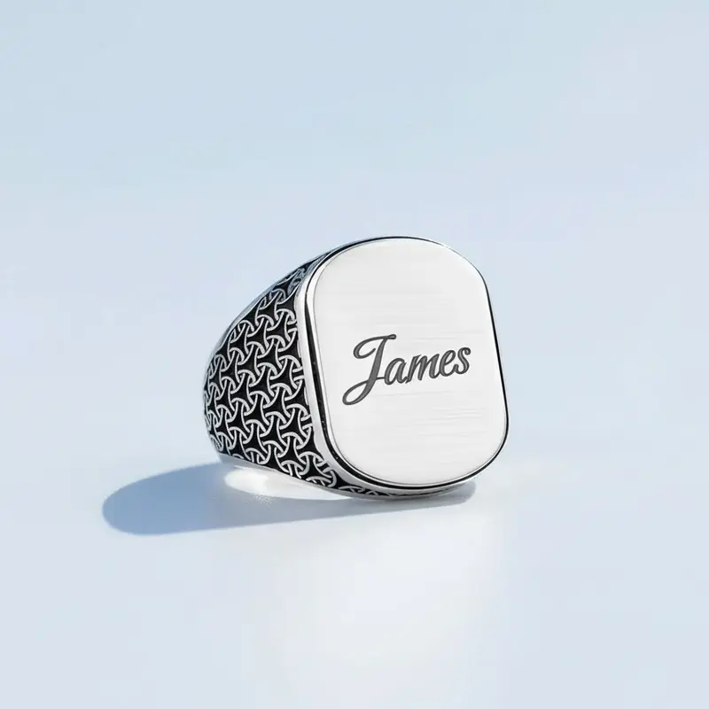 925 Sterling Zilveren Herenring met Eigen Naam Gravure