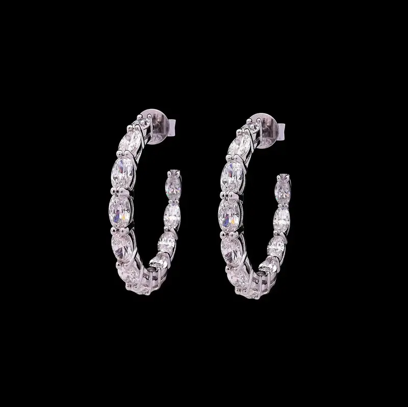 925 Sterling Zilveren Oorbellen met Ovale Zirkonia Stenen