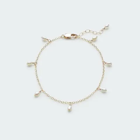 Bracelet with Tiny Pearls