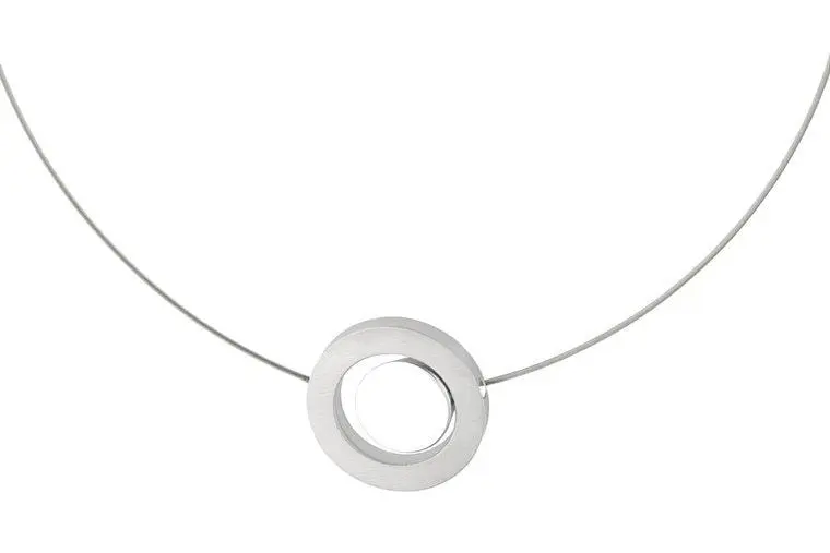 Collier Rondje in een ring C12