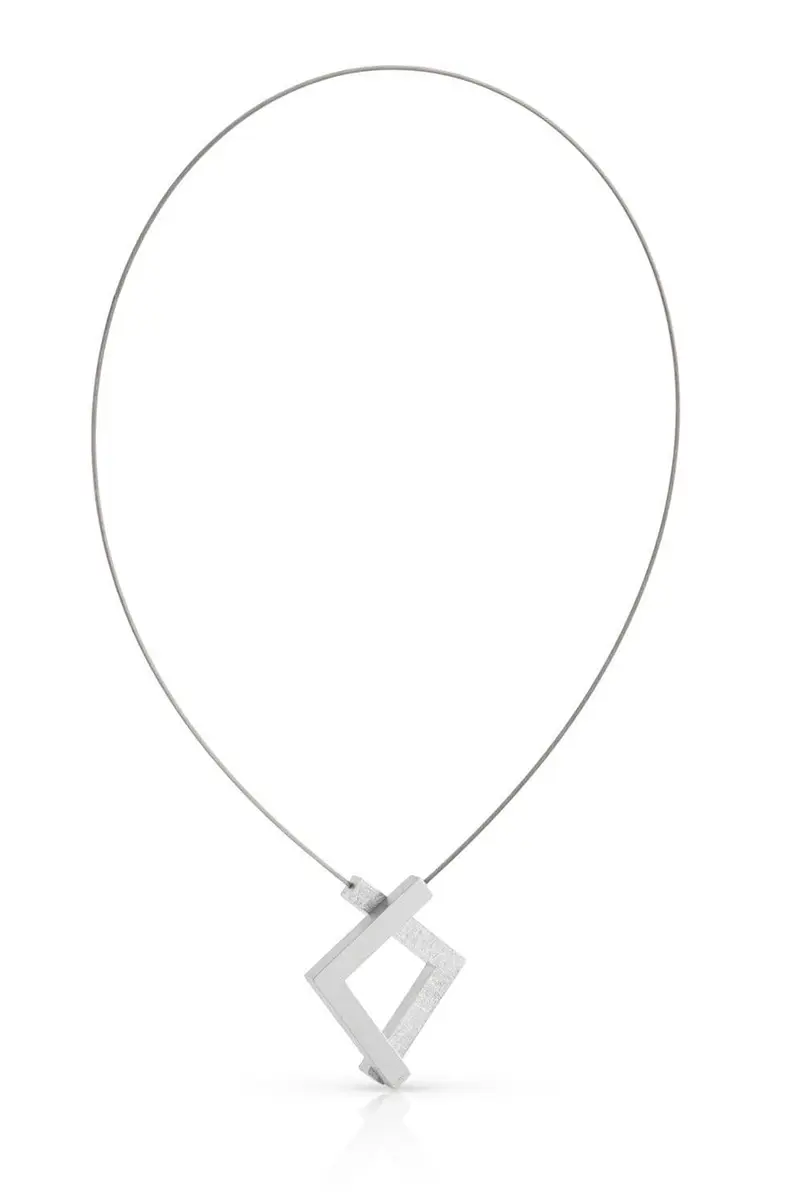 Collier van twee hoekjes C217