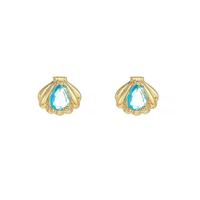 Cute shell studs