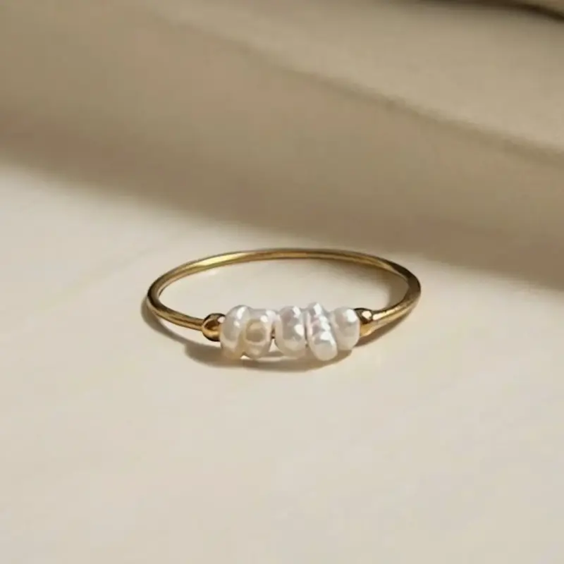 Dainty Pearl Ring