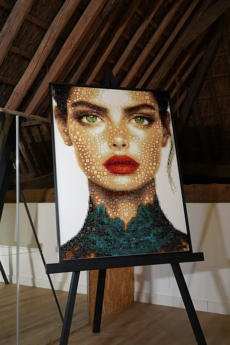 ‘DAPHNE’ Tessa Qwartz