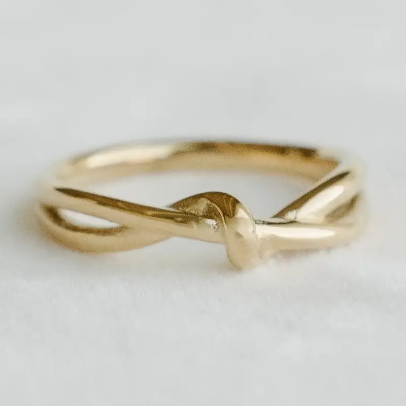 Everly Knot Ring