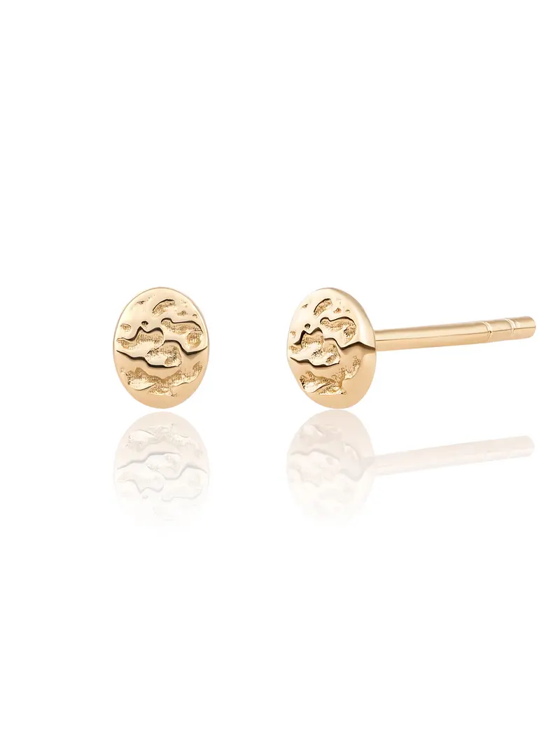 Fuse Studs