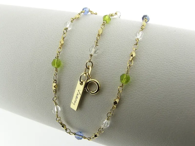Gouden halsketting met gekleurde Swarovski kristallen