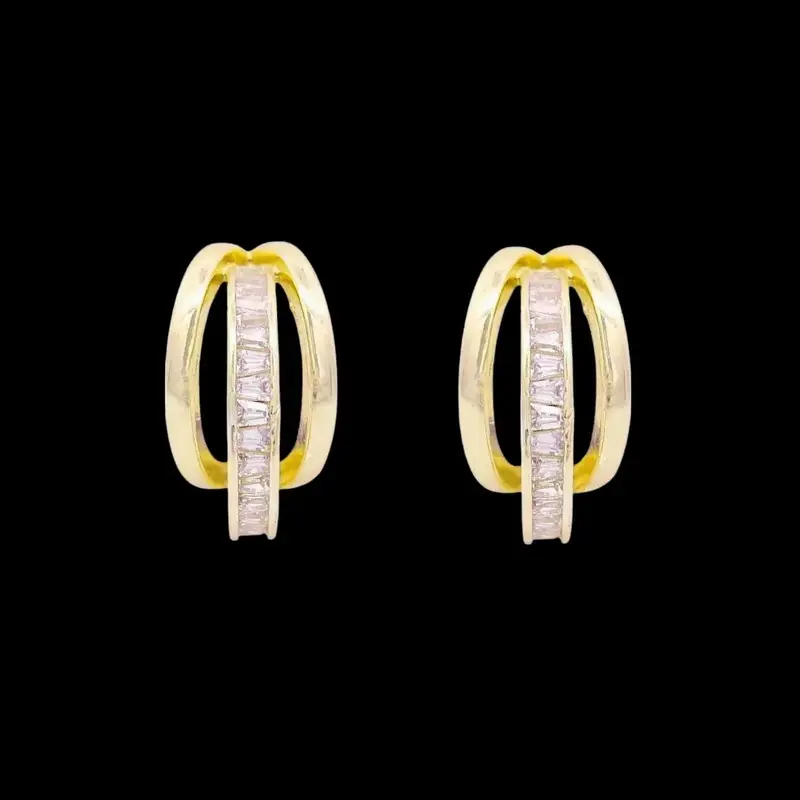 Goudkleurige Clip Oorbellen met Zirkonia Stenen