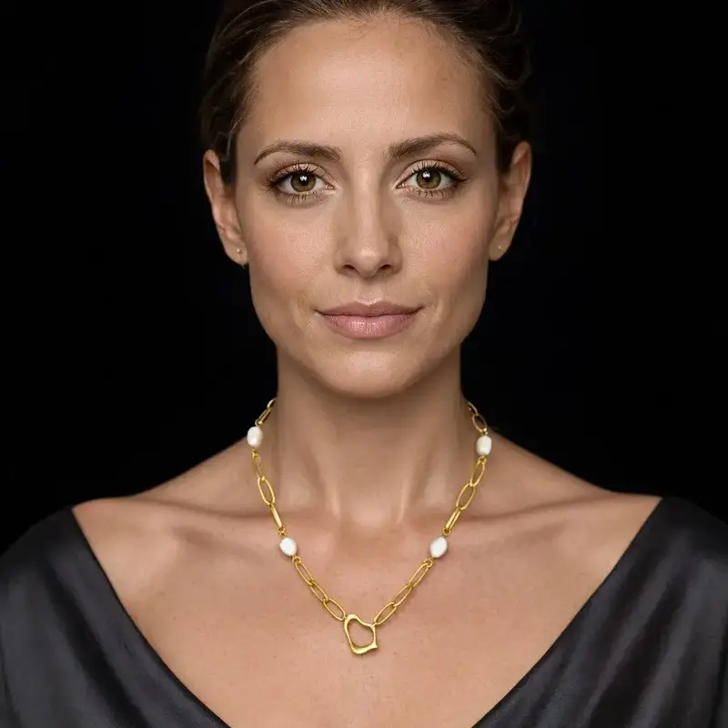 Goudkleurige RVS Collier met Zoetwaterparels