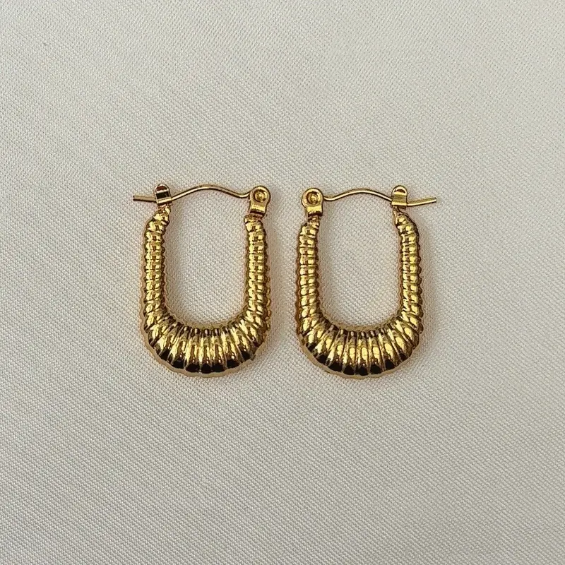 Joy Hoop | Oorbel
