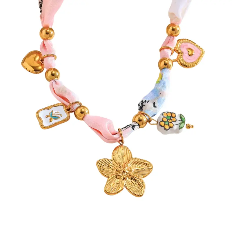 Ketting statement charm