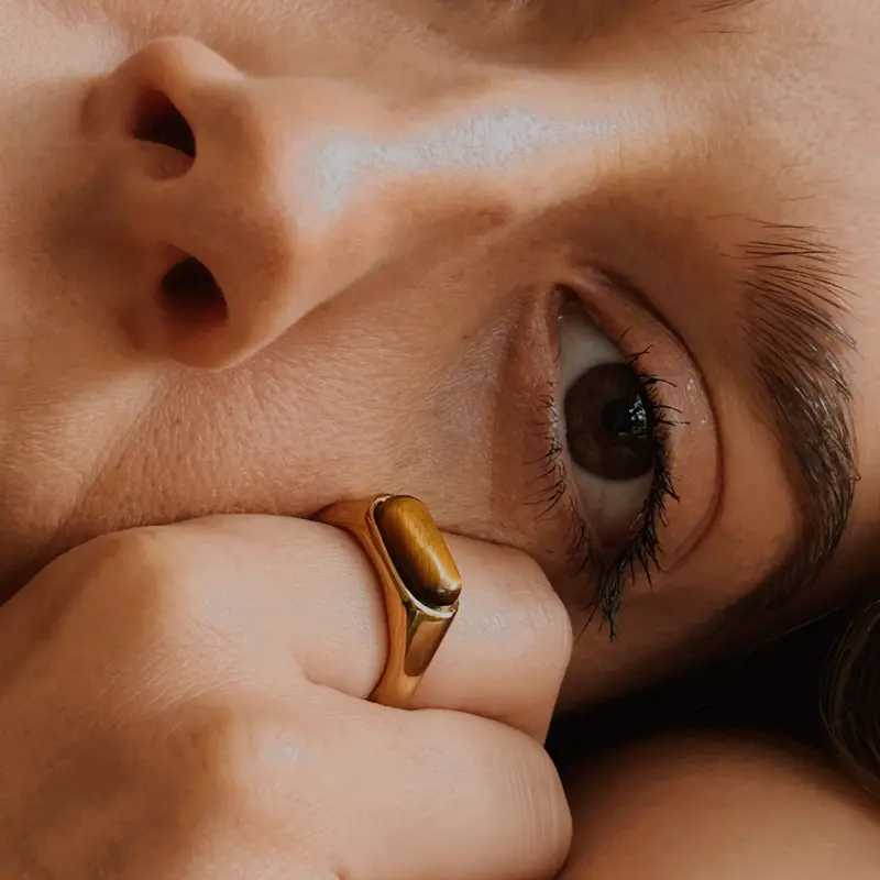 Leona Ring