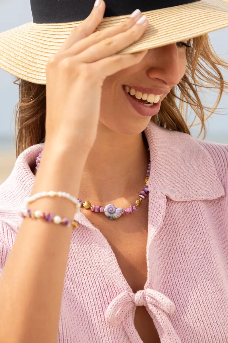 Lila Schelpketting met Keramiek Schelp