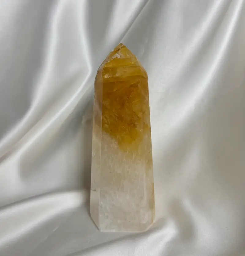 Limoniet Kwarts Punt (Golden Healer) Nr. 522