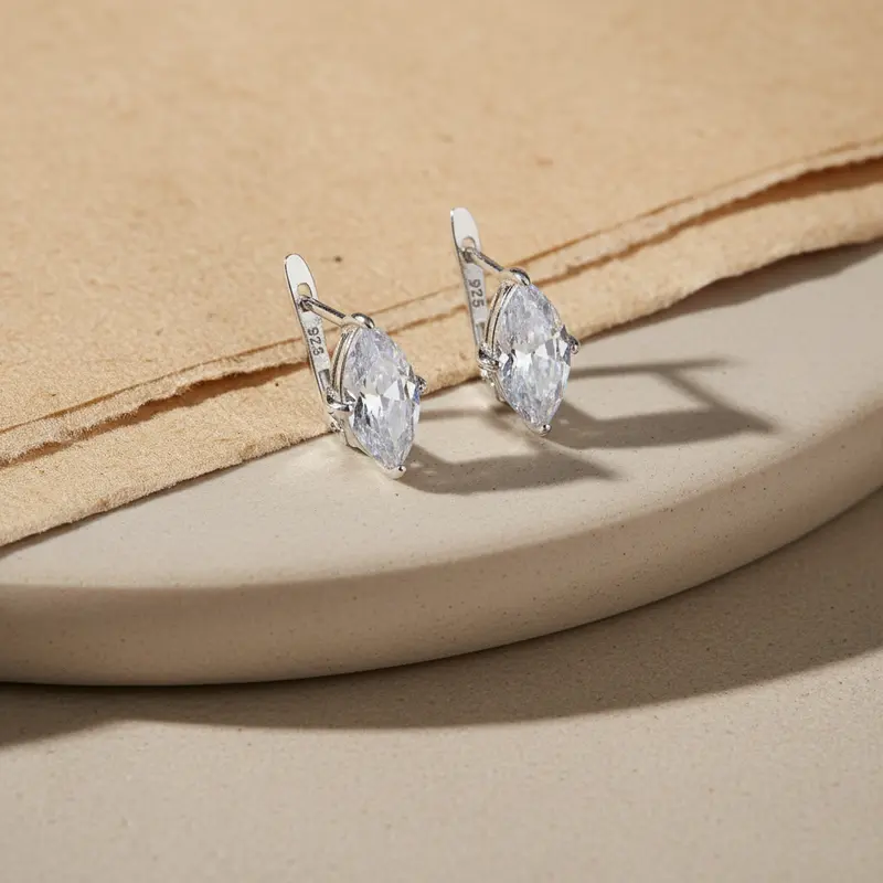 Marquise Oorbellen met Zirkonia | 925 Zilver