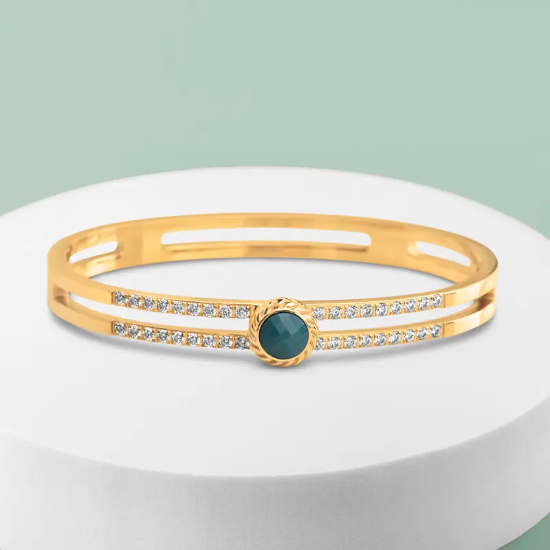 Melano Twisted Blush Cloud Armband Set