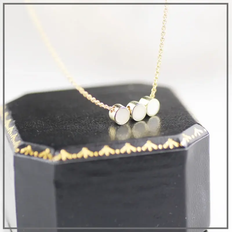Moedermelk collier three Bright Lives