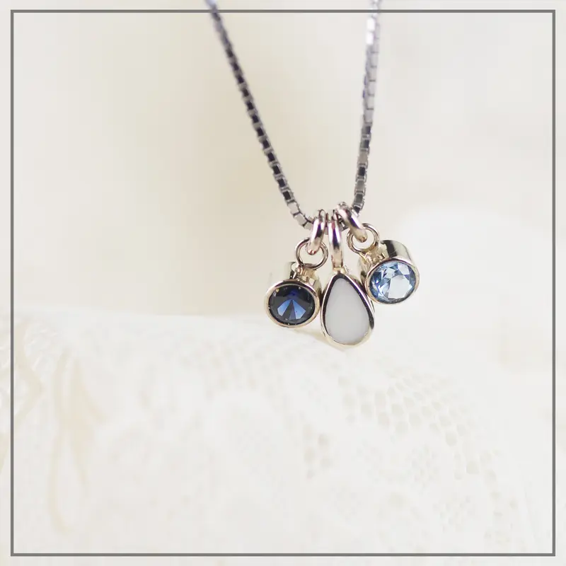 Moedermelk Ketting Witgoud met druppel en twee geboortestenen