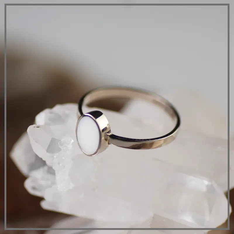 Moedermelk ring Oval Ode Witgoud
