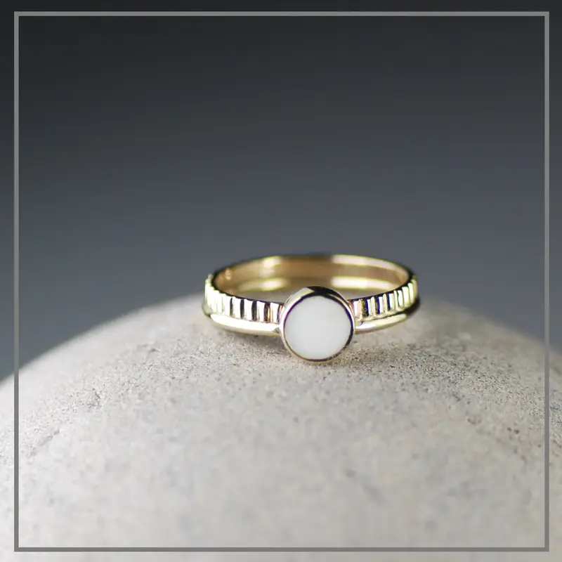 Moedermelk Ring Veritatem Majestic Rond Goud
