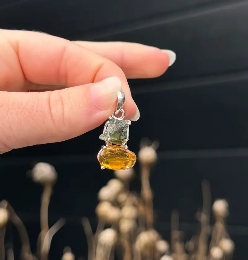 Moldaviet en Amber Hanger 925 Zilver A10