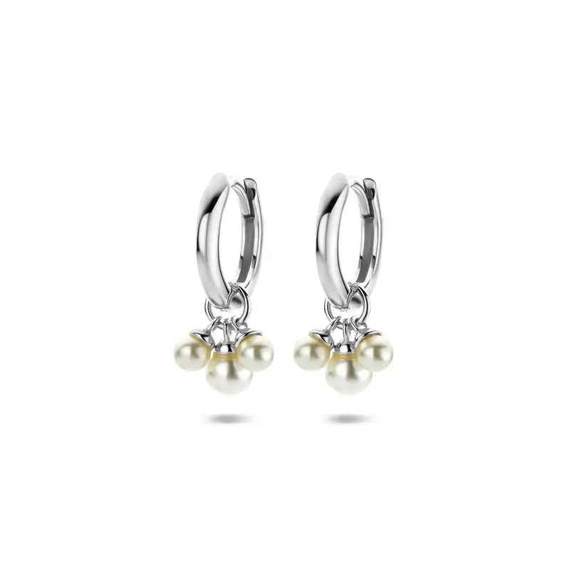 Oorbellen parels 17 mm zilver
