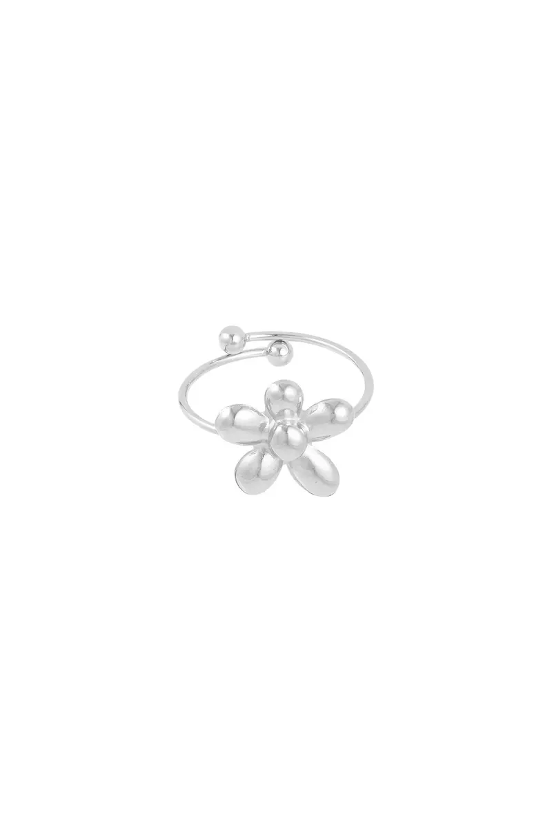 Ring met puffy bloem zilver