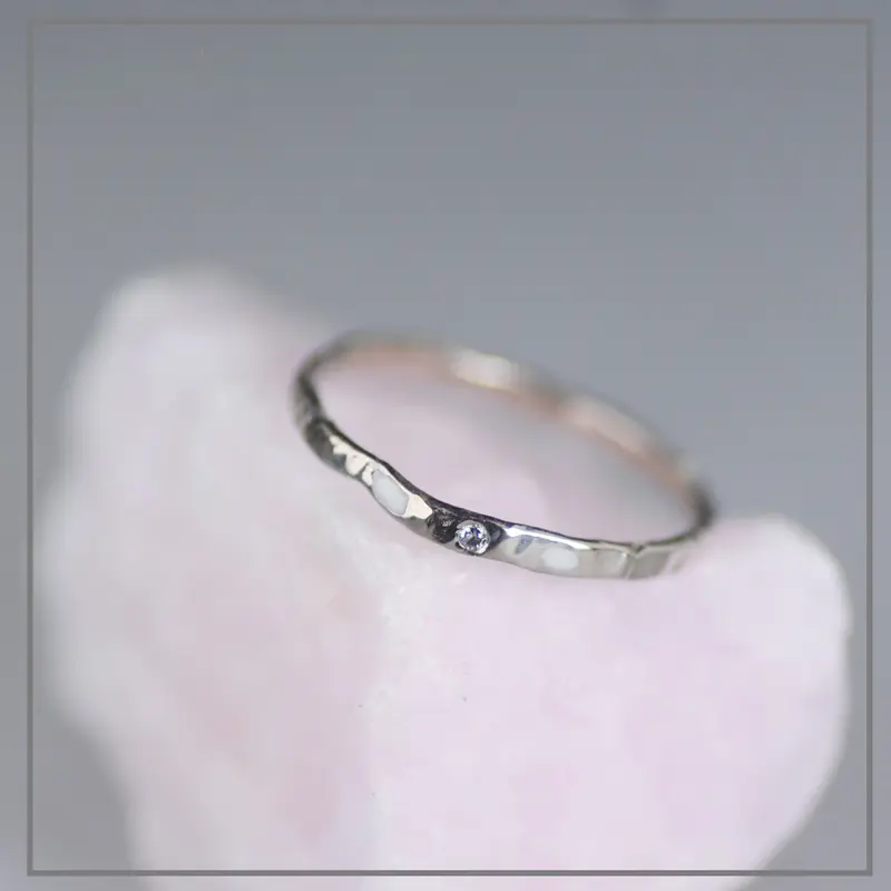 Ring Navelstreng Witgoud met diamant