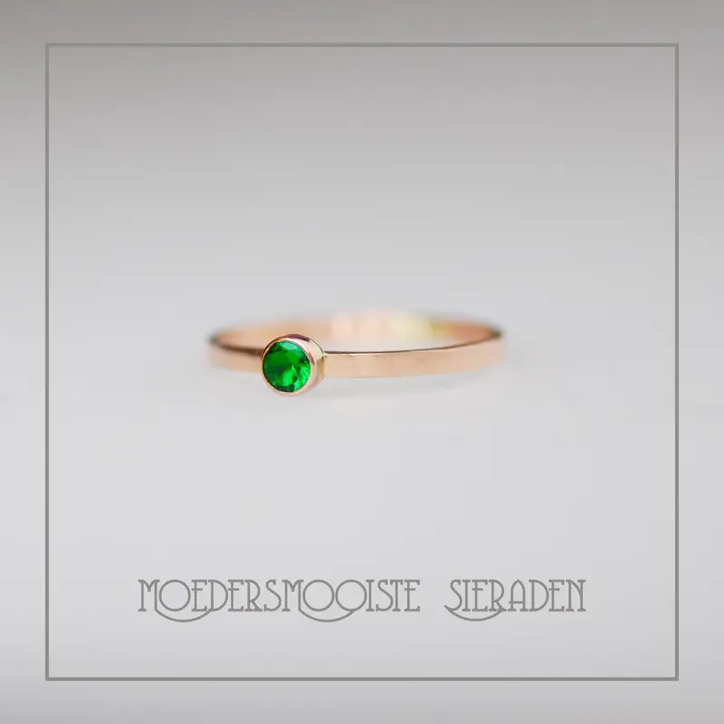 Ring roségoud geboortesteen Smaragd van mei