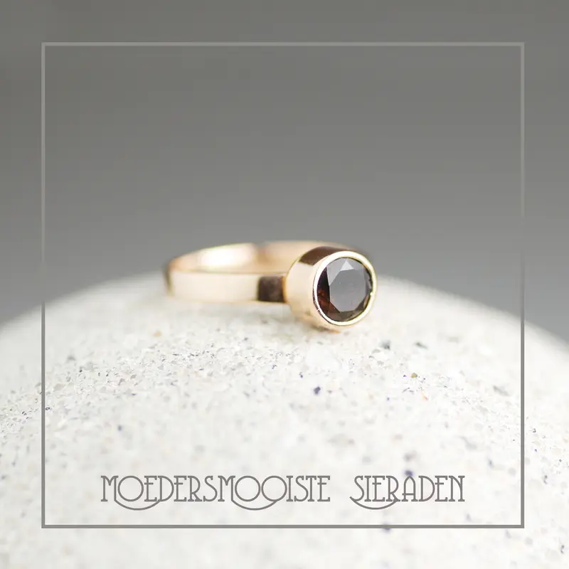 Rosegouden ring met geboortesteen breed