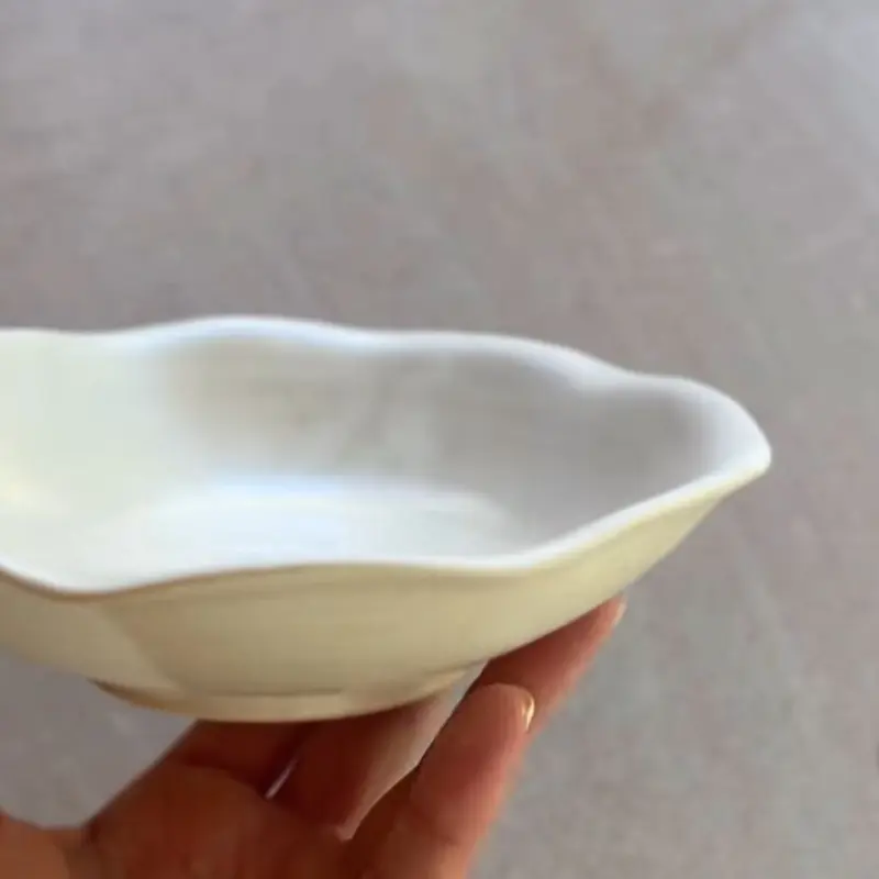 Ruffel Bowl