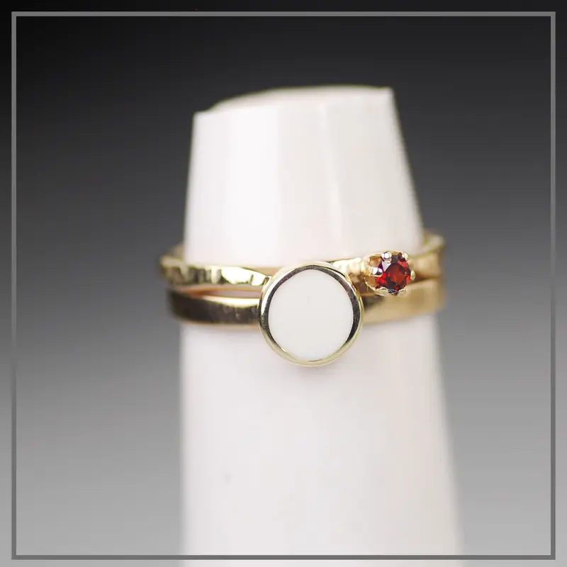 Set Dreaming in Gold met een geboortesteen