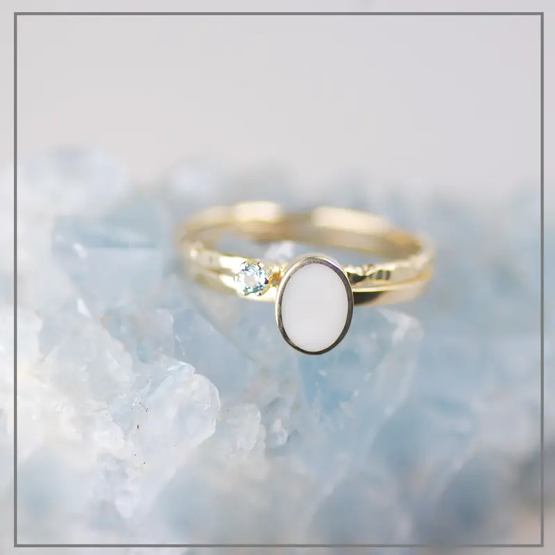 Set Dreaming in Gold Ovaal met een geboortesteen