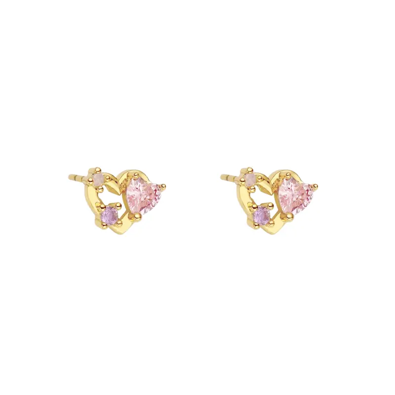 Shining heart studs