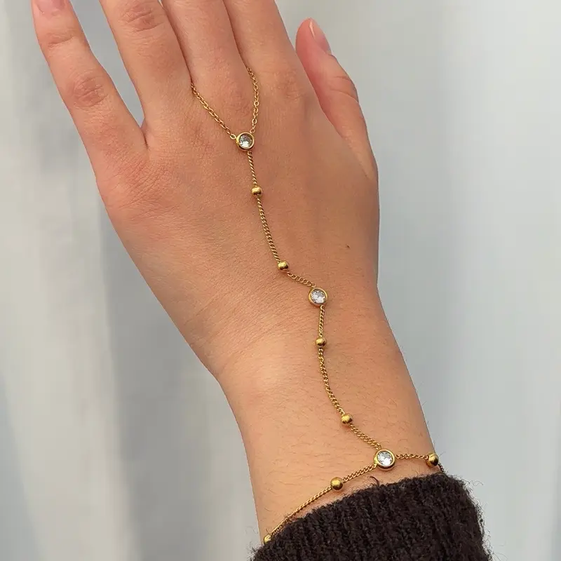 Tya | Handchain