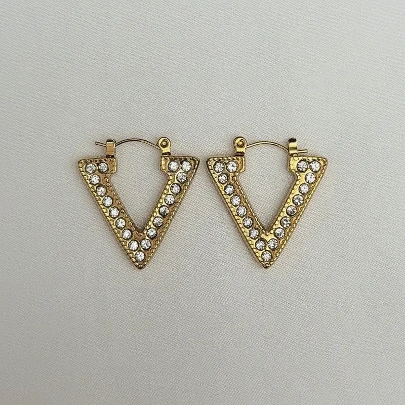 V Diamonds | Oorbel