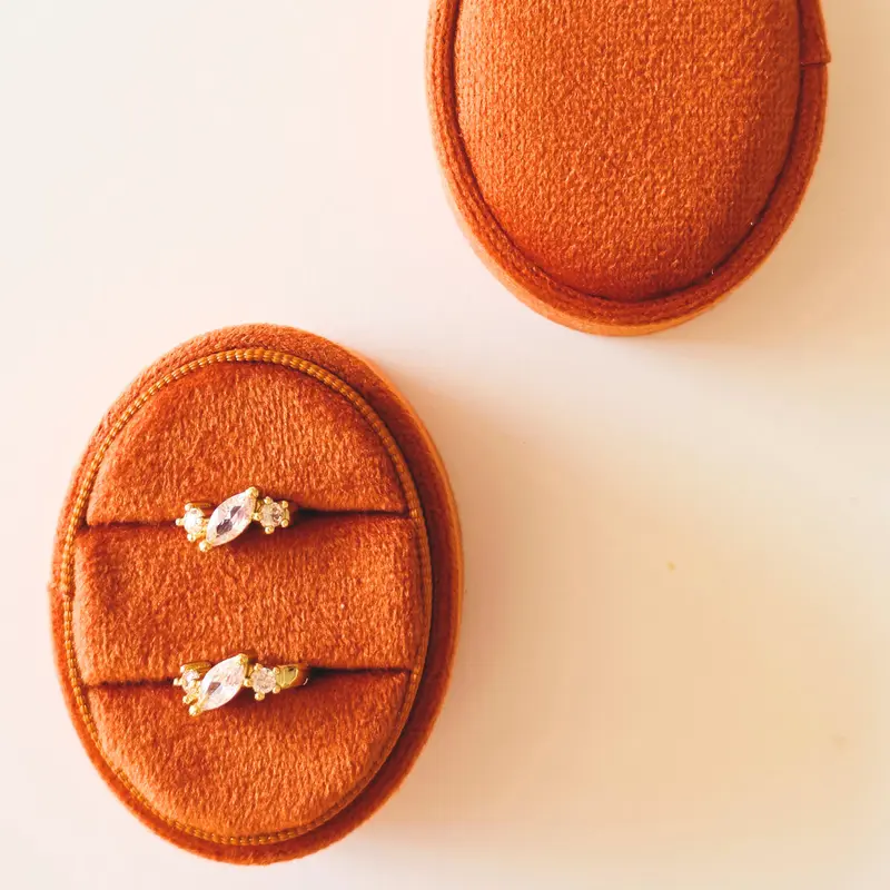 Velvet ringdoosje ovaal oranje