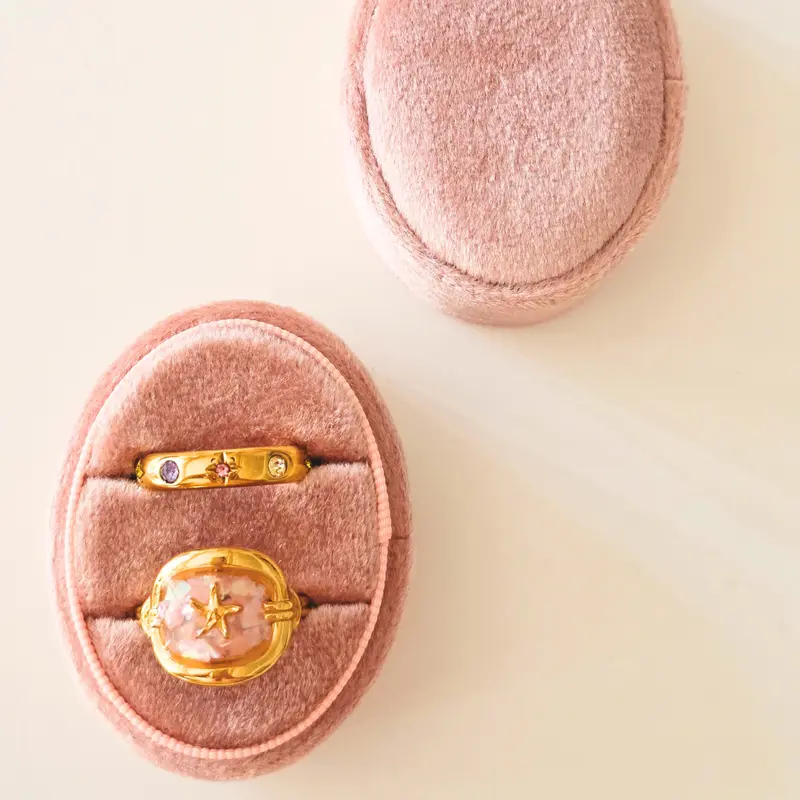 Velvet ringdoosje ovaal pastelroze