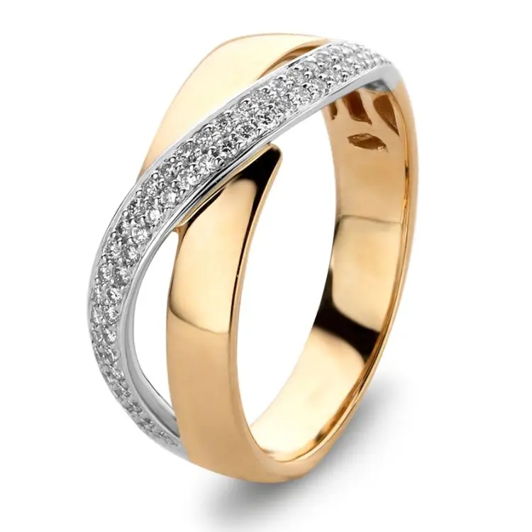 Verfijnde Bicolor Diamanten Ring – 0.26 Carat