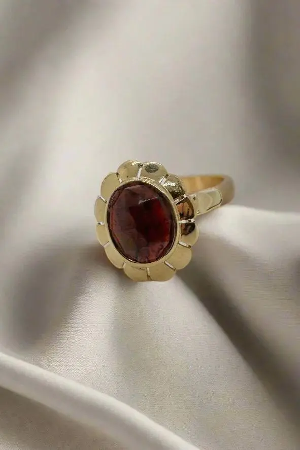 vintage gouden Ring 14k ovale kwarts 3.5gr