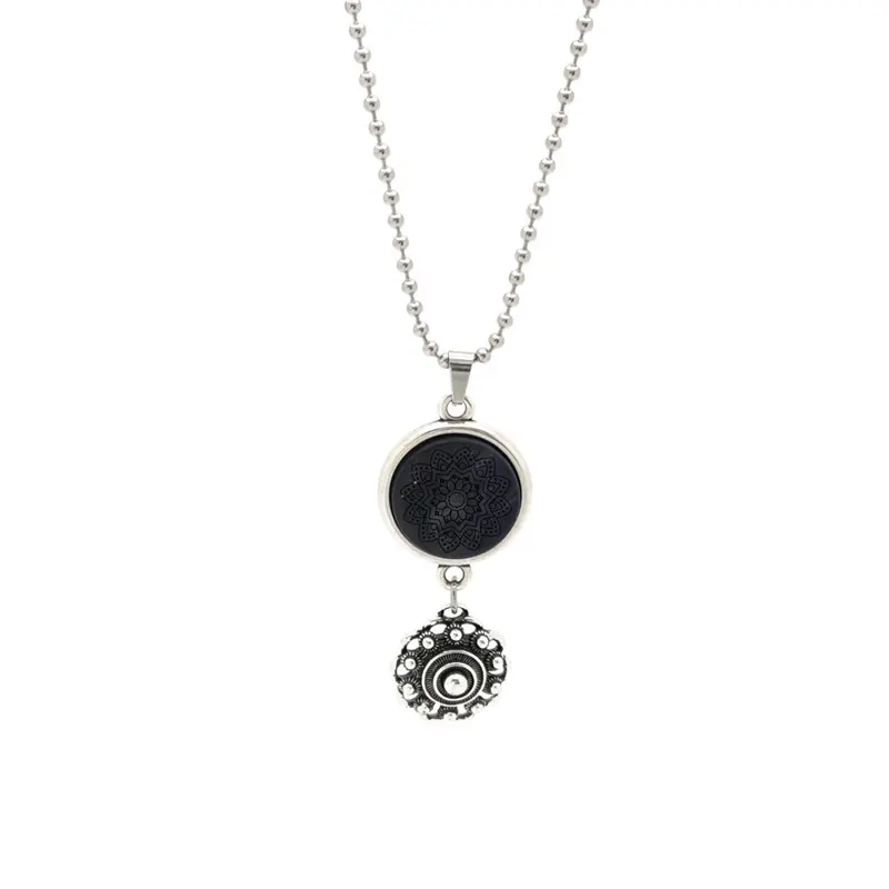 Zeeuwse knop ketting - Gekleurde hanger mandala zwart