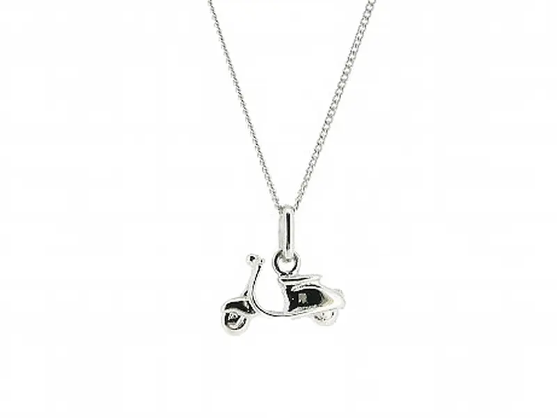 Zilveren hangertje met dunne gourmet ketting pendant Vespa scooter
