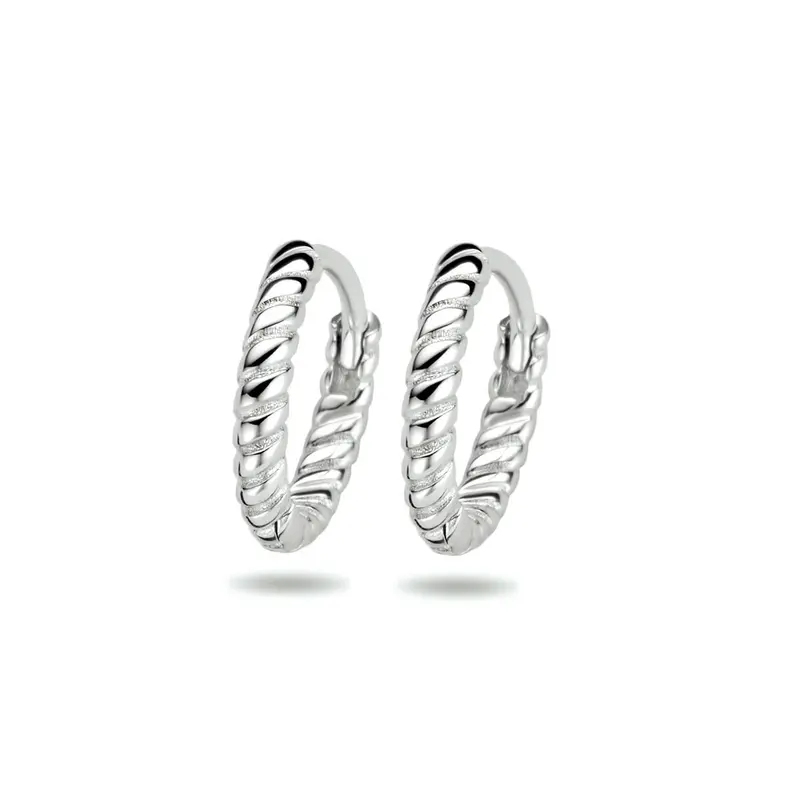 Zilveren klapoorringen dames – gerhodineerd 925 zilver, gedraaid design 11 mm