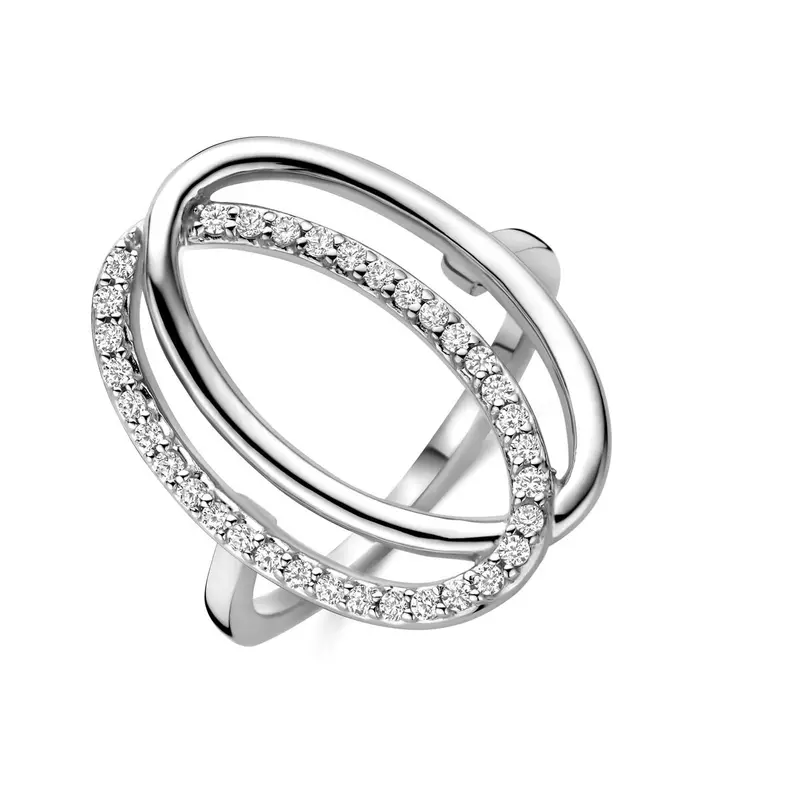 Zilveren ring met zirkonia in entourage zetting
