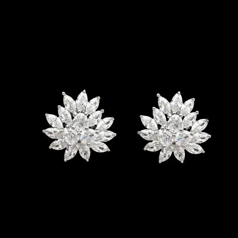 Zilverkleurige Clip Oorbellen met Zirkonia Stenen