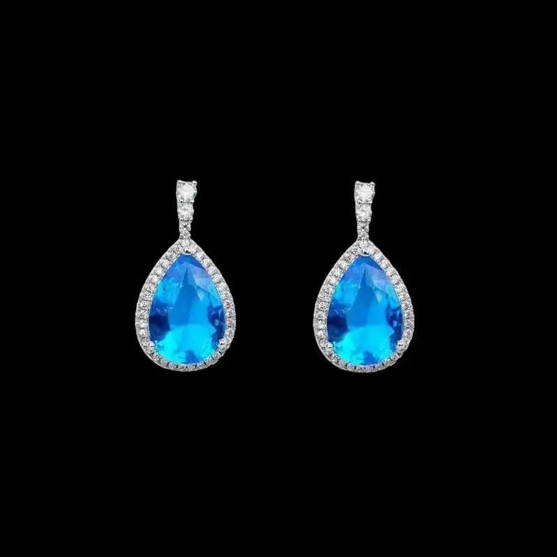 Zilverkleurige Oorbellen met Blauwe en Witte Zirkonia Stenen