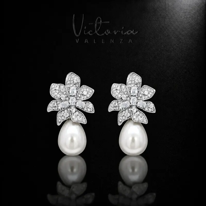 Zilverkleurige Pearl Blossom oorbellen met parels en zirkonia stenen