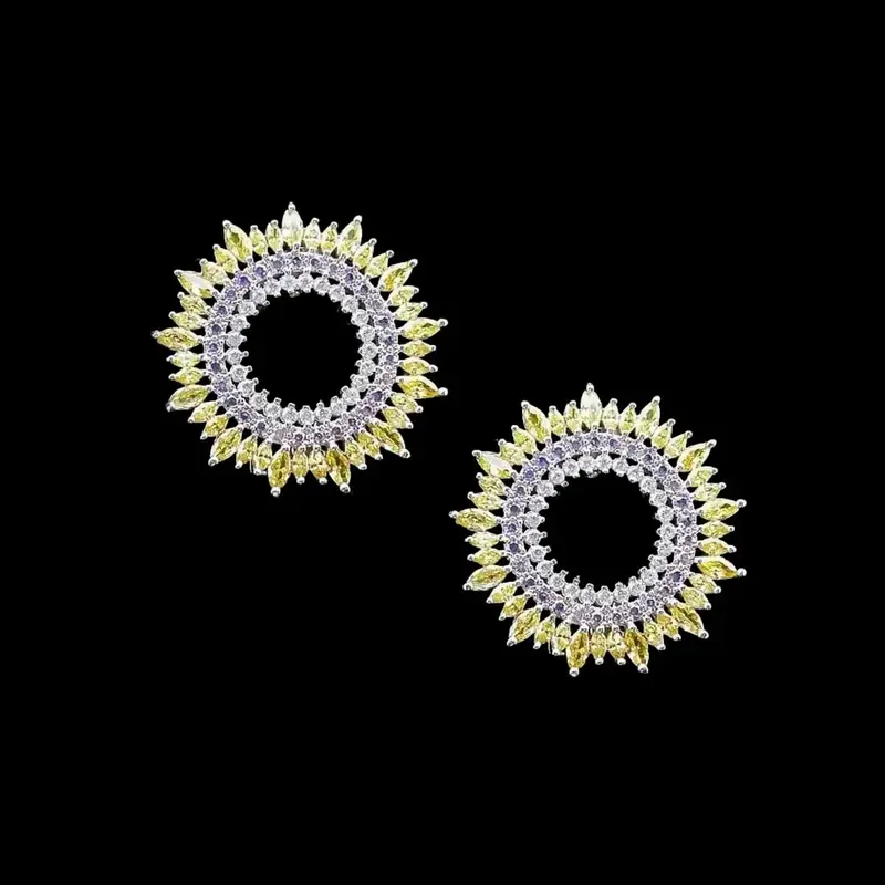 Zilverkleurige Ronde Oorbellen met Gele en Lila Zirkonia Stenen
