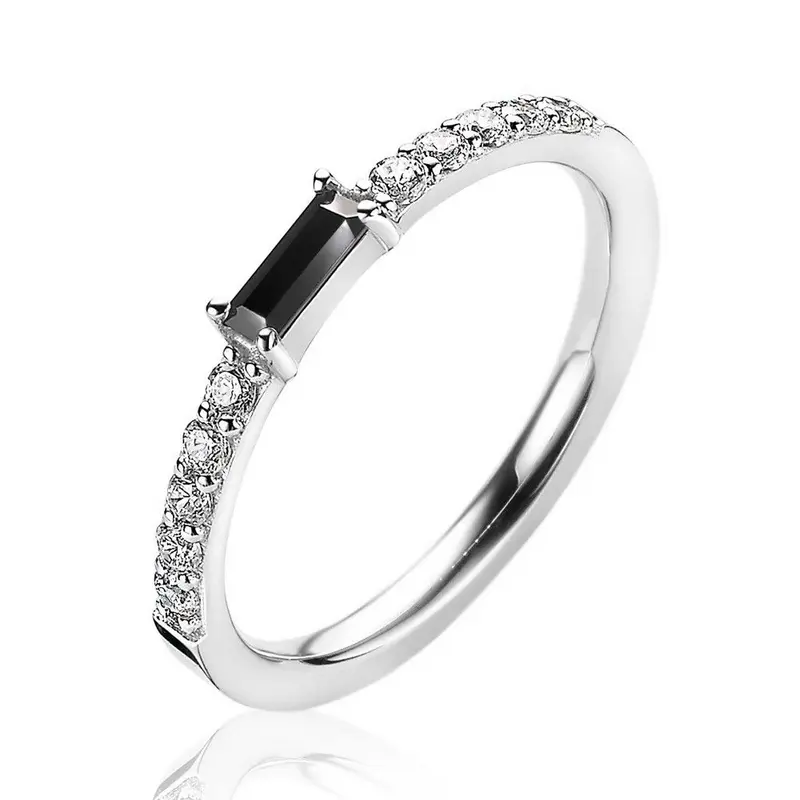 ZINZI Zilveren Ring met Zwarte Zirkonia ZIR2133Z