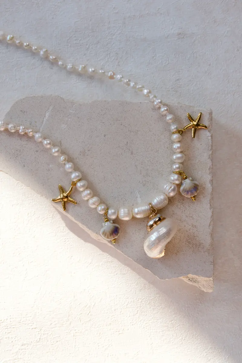 Zoetwaterparel Ketting met Strandbedels